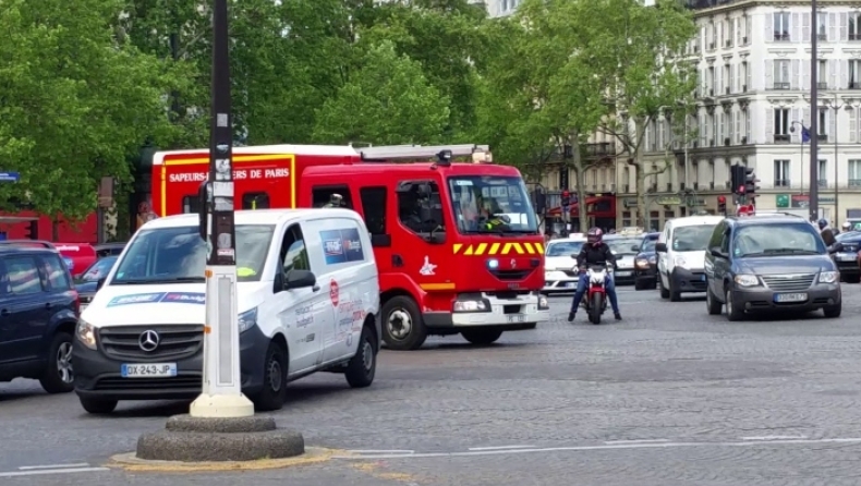 Τρεις νεκροί στο Παρίσι από πυρκαγιά σε κτίριο στο κέντρο της πόλης