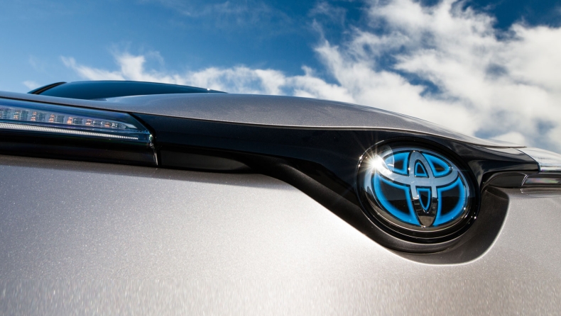 Toyota: Η πιο πολύτιμη μάρκα αυτοκινήτων στον κόσμο! (vid)