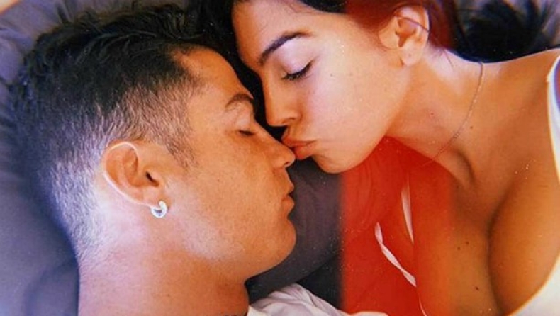 Ο Ρονάλντο κοιμάται και η σέξι Τζορτζίνα του κάνει αγάπες (pic)