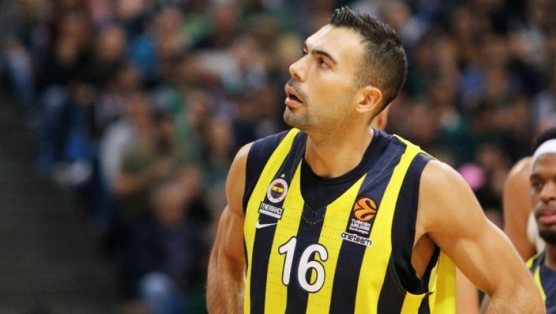 Σλούκας: «Μίζερη κατάσταση στο ελληνικό μπάσκετ, η Εθνική μπορεί να φτάσει ψηλά»