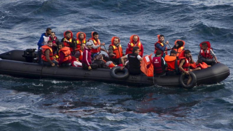 Νέα τραγωδία στη Μεσόγειο: Φόβοι για 150 νεκρούς πρόσφυγες μετά από ναυάγιο σκάφους (vid)