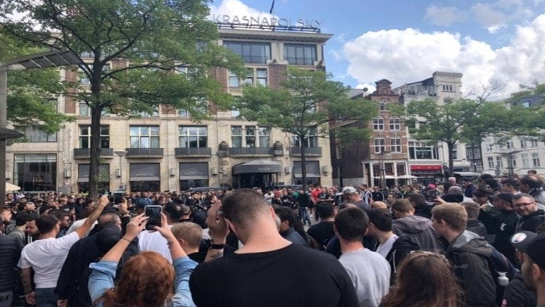 «Ασπρόμαυρη» κατάληψη στο Άμστερνταμ! (pics & vids)