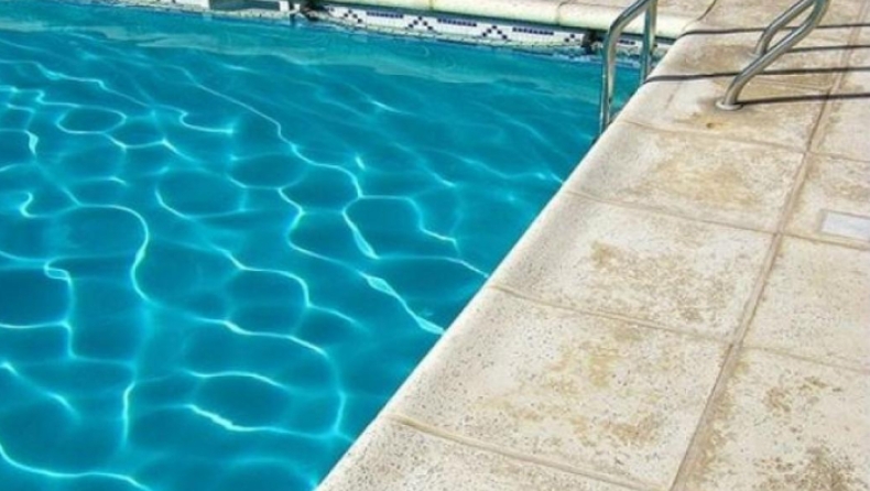 Δύο συλλήψεις για τον πνιγμό της 8χρονης σε πισίνα στην Κρήτη