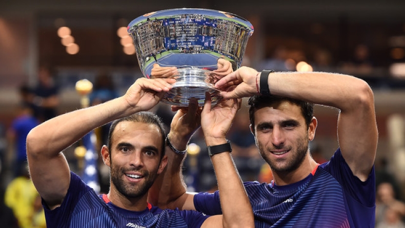 US Open: Φαράχ και Καμπάλ στην κορυφή στο διπλό (vids)