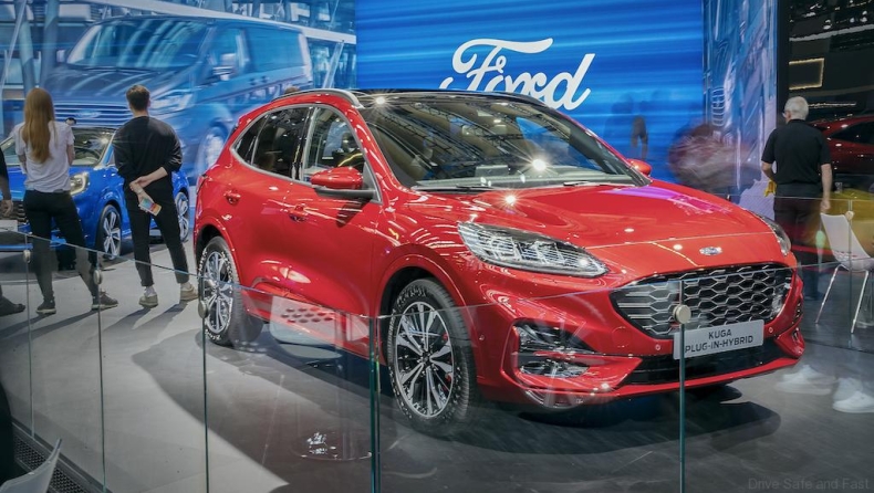 H Ford αποκαλύπτει το ηλεκτρικό της μέλλον