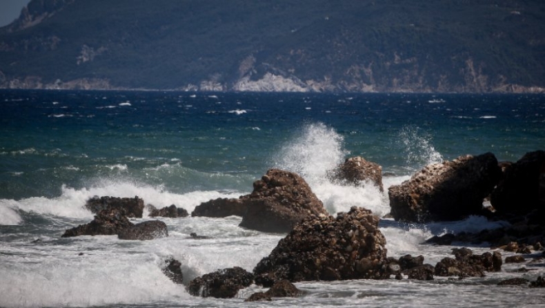 Παραμένουν τη Δευτέρα οι ισχυροί βοριάδες στο Αιγαίο