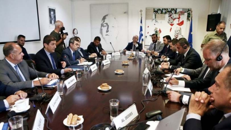Διακυβερνητική "Επιτροπή καθοδήγησης" για το ελληνικό ποδόσφαιρο με τη συνδρομή FIFA/UEFA