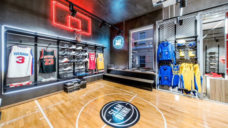 SLAMDUNΚ: Το 1ο αυθεντικό κατάστημα Basketball άνοιξε στην Ερμού παρουσία αθλητών και γνωστών Sneakerheads! (pics)