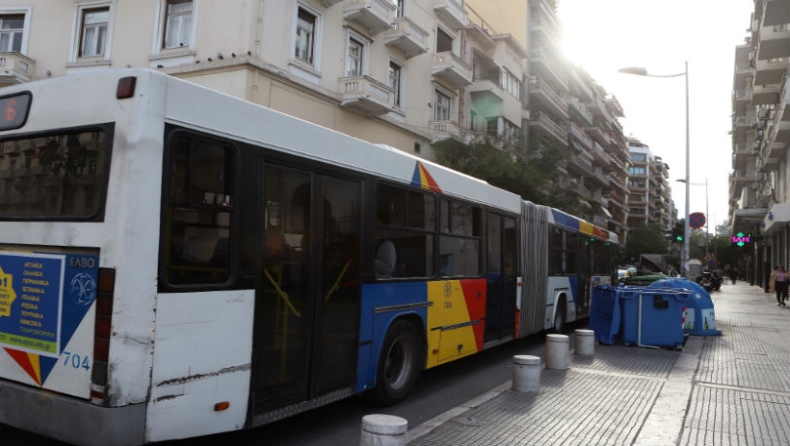 Θεσσαλονίκη: 65χρονος αυνανίστηκε στο λεωφορείο και «λέρωσε» μια κοπέλα