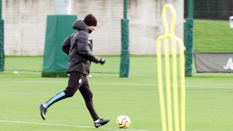 Γκουαρδιόλα: Όταν βαριέται κάνει το Crossbar Challenge να φαίνεται εύκολο! (vid)