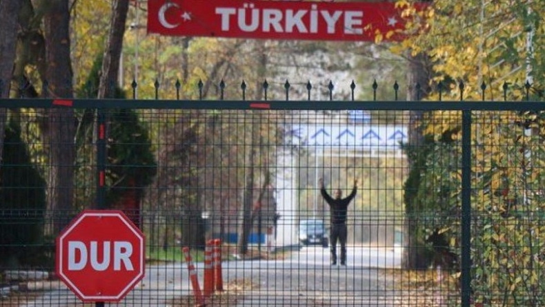 Η Τουρκία απέλασε στις ΗΠΑ τον τζιχαντιστή που είχε βρεθεί στον Έβρο