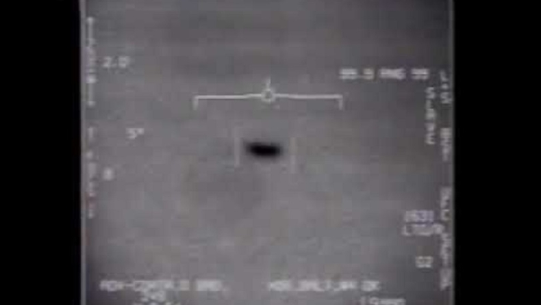 «Από τα 50.000 στα 100 πόδια»: Ο πιλότος που είδε το UFO Tic Tac σπάει τη σιωπή του (vid)