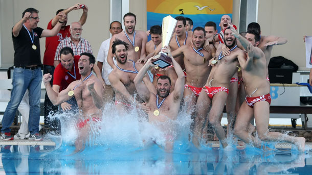 Επιστροφή με νταμπλ! Επιστροφή με νταμπλ!