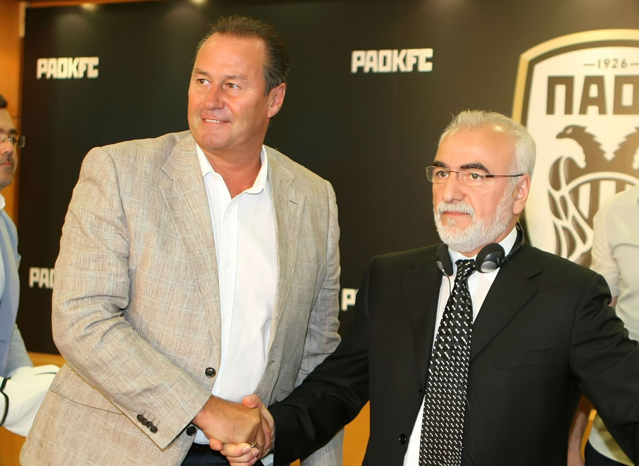 Επιχειρηματίας είναι, όχι καρδινάλιος της μπάλλας