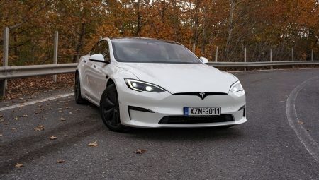 Οδηγήσαμε το «εξωγήινο» Tesla Model S Plaid των 1.000+ ίππων