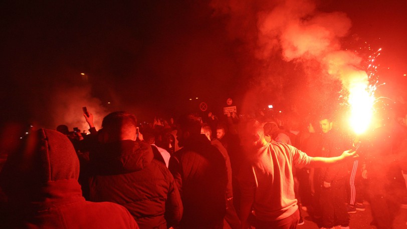 H άφιξη του Κέβιν Μιραλάς! (pics & vids)  Ψαχνιώτες έφεραν  στην Αθήνα από την Γερμανία τον Κέβιν Μιραλάς 1829059