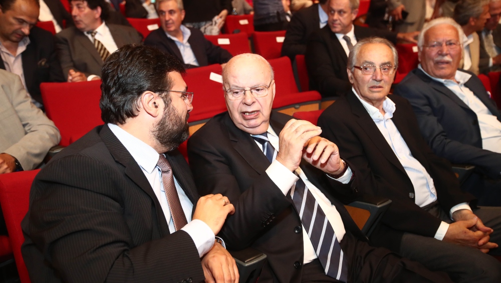 ÎÎ±ÏÎ¹Î»Î±ÎºÏÏÎ¿ÏÎ»Î¿Ï:Â Â«ÎÎ½Î¸ÏÏÏÎ¿Î¹ ÏÏÏÏ Î¿ ÎÏÏÏÎ±Ï Î±ÏÎ¿ÏÎµÎ»Î¿ÏÎ½ ÎµÏÎ»Î¿Î³Î¯Î± Î³Î¹Î± ÎºÎ¬Î¸Îµ ÏÏÏÎ¿Â»