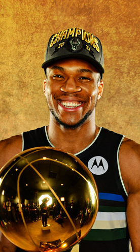 ΓΙΑΝΝΗΣ ΑΝΤΕΤΟΚΟΥΝΜΠΟ