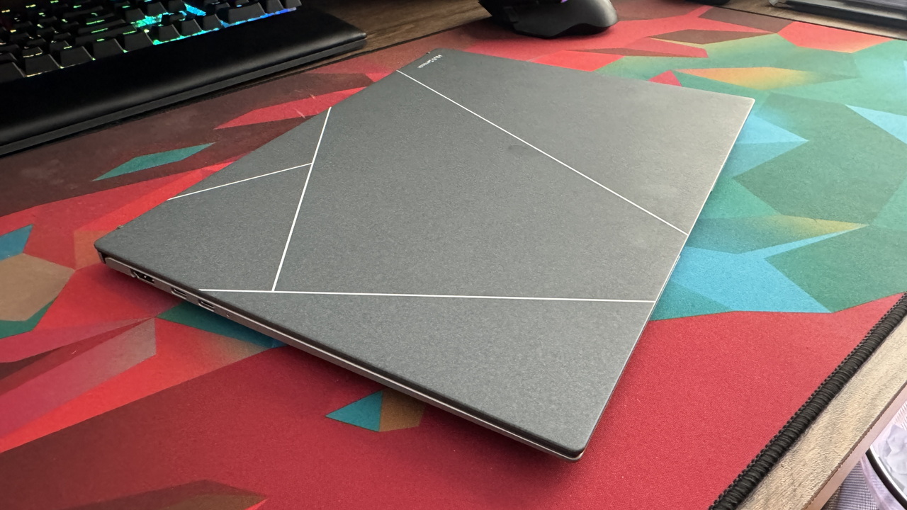 ASUS Zenbook S 13 OLED