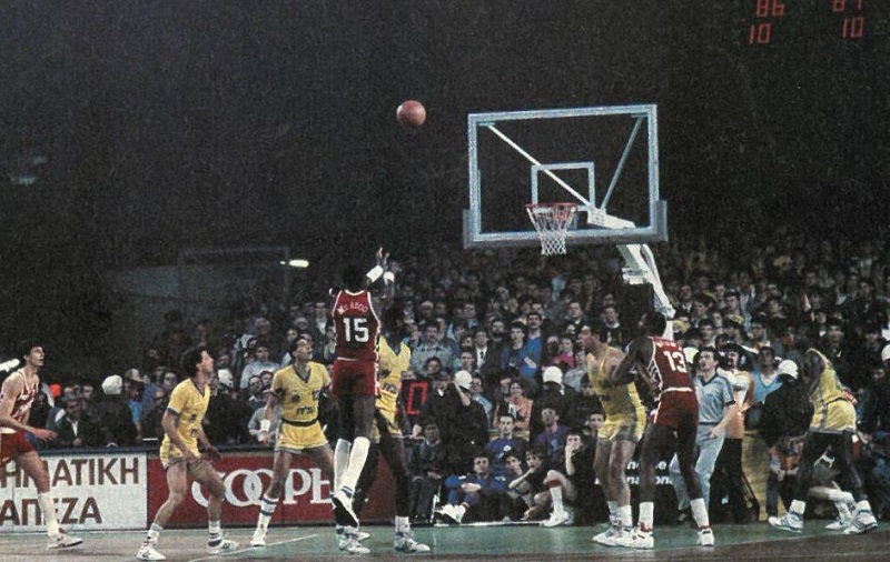 Τρέισερ Μιλάνο-Μακάμπι στο φάιναλ φορ της Γάνδης