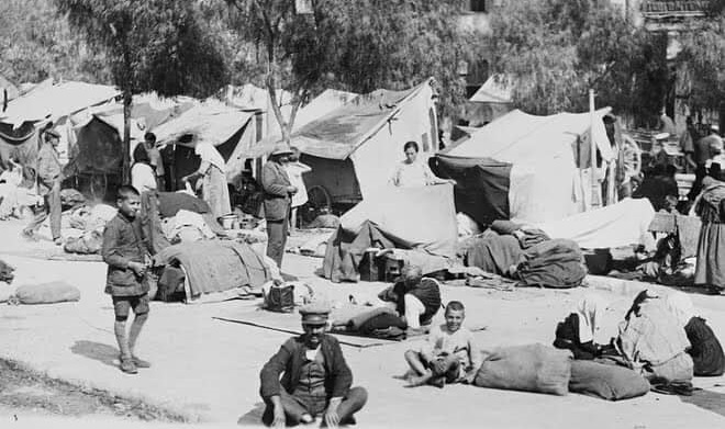 Πρόσφυγες από τη Μικρά Ασία στην Αθήνα 