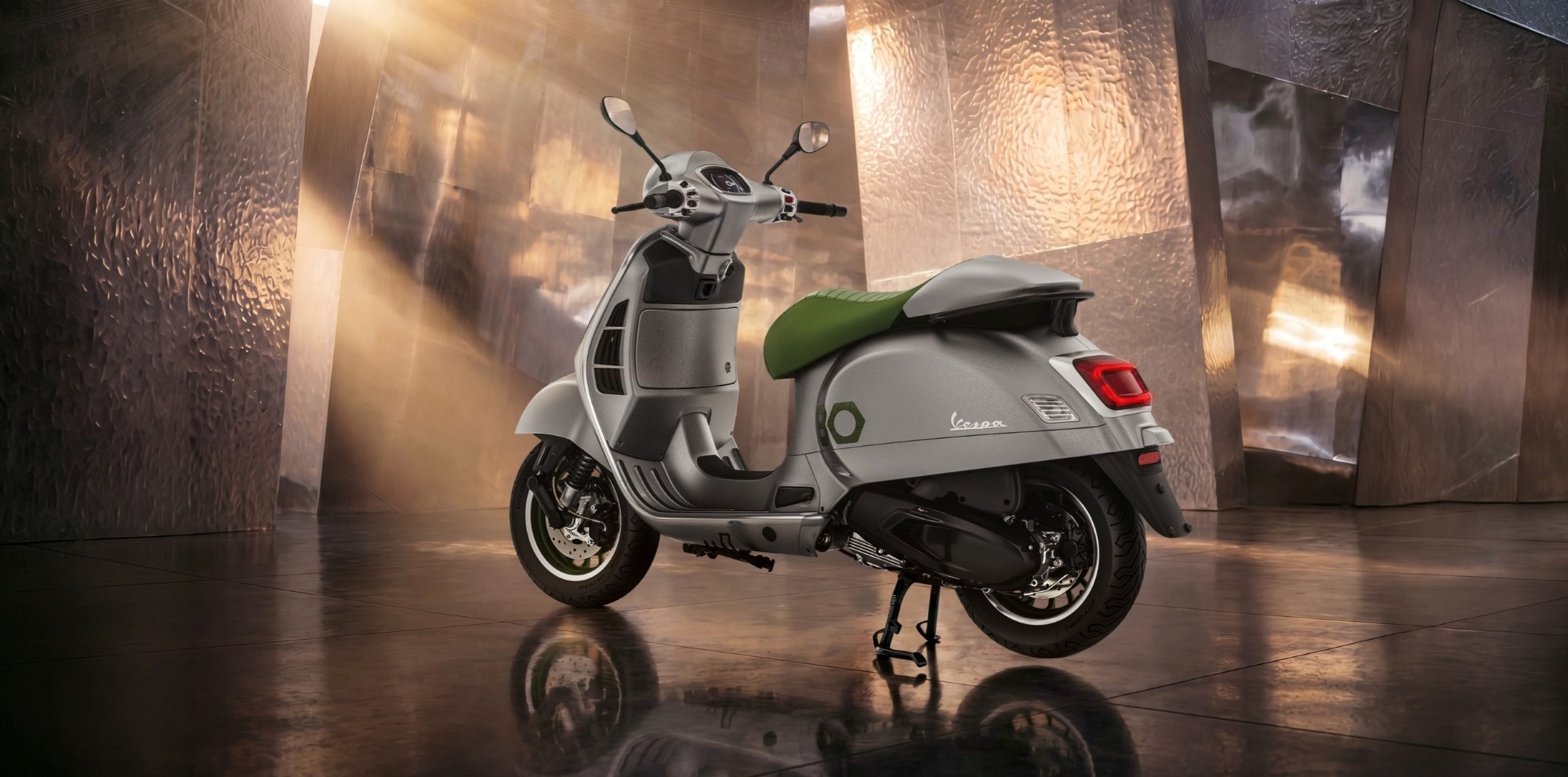 Vespa Edizione Ottantesimo