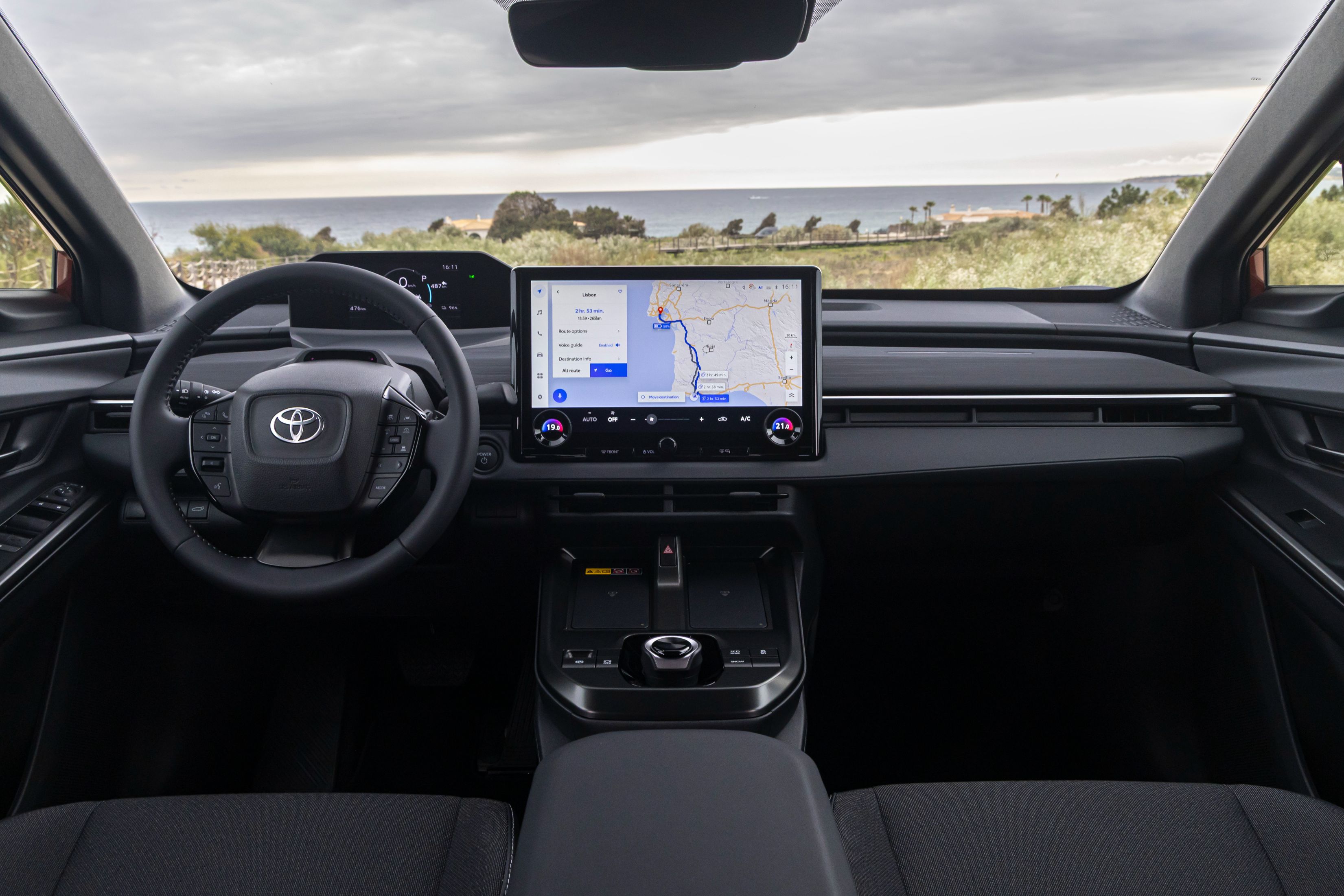 Toyota C-HR+