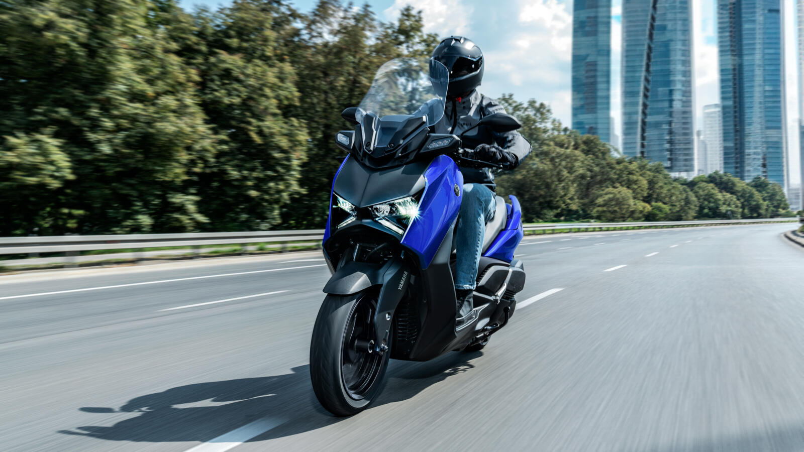 Yamaha XMAX 300