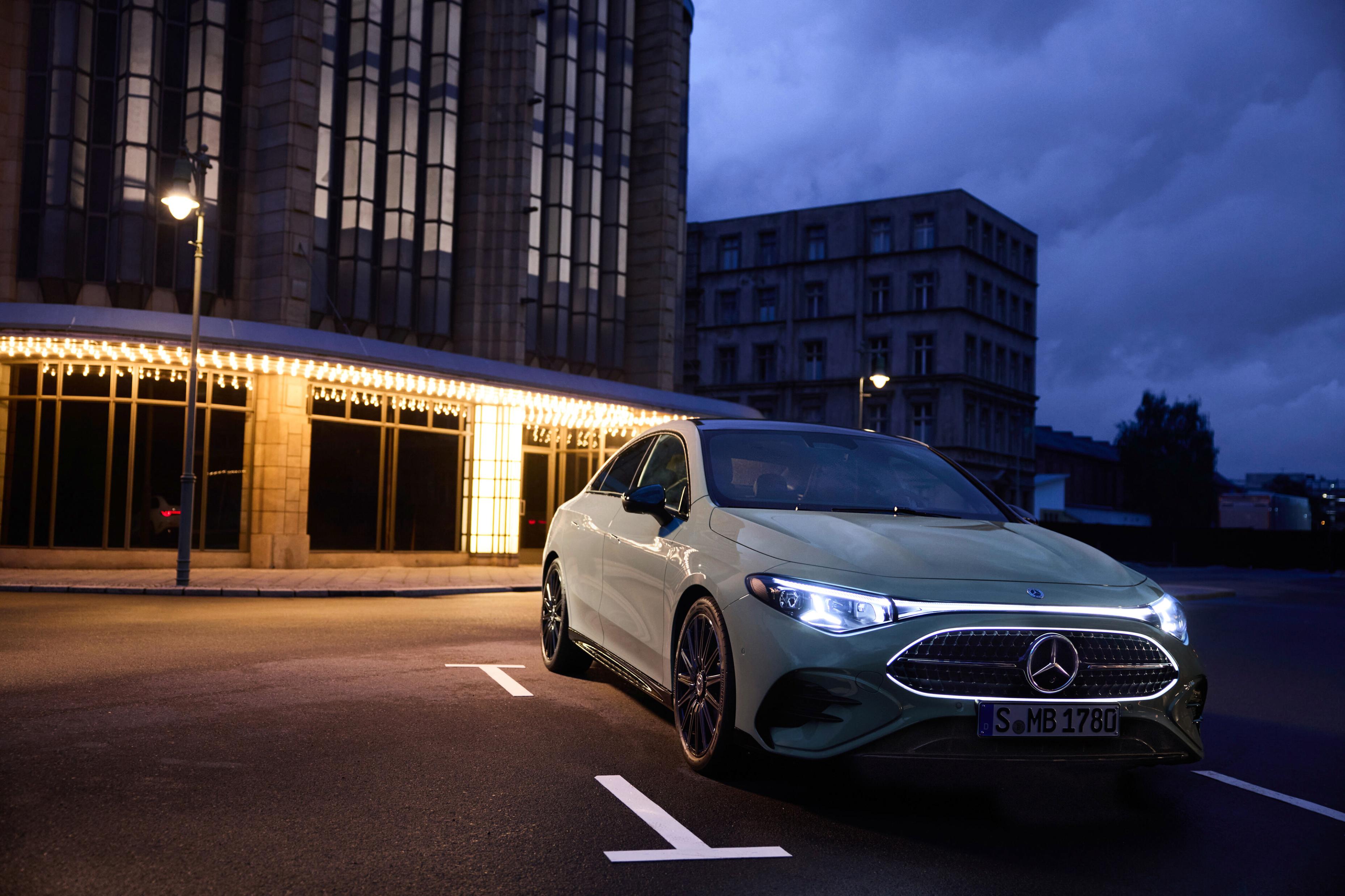 Mercedes-Benz CLA