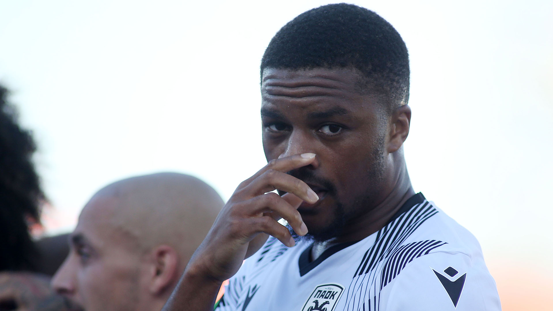 akpom