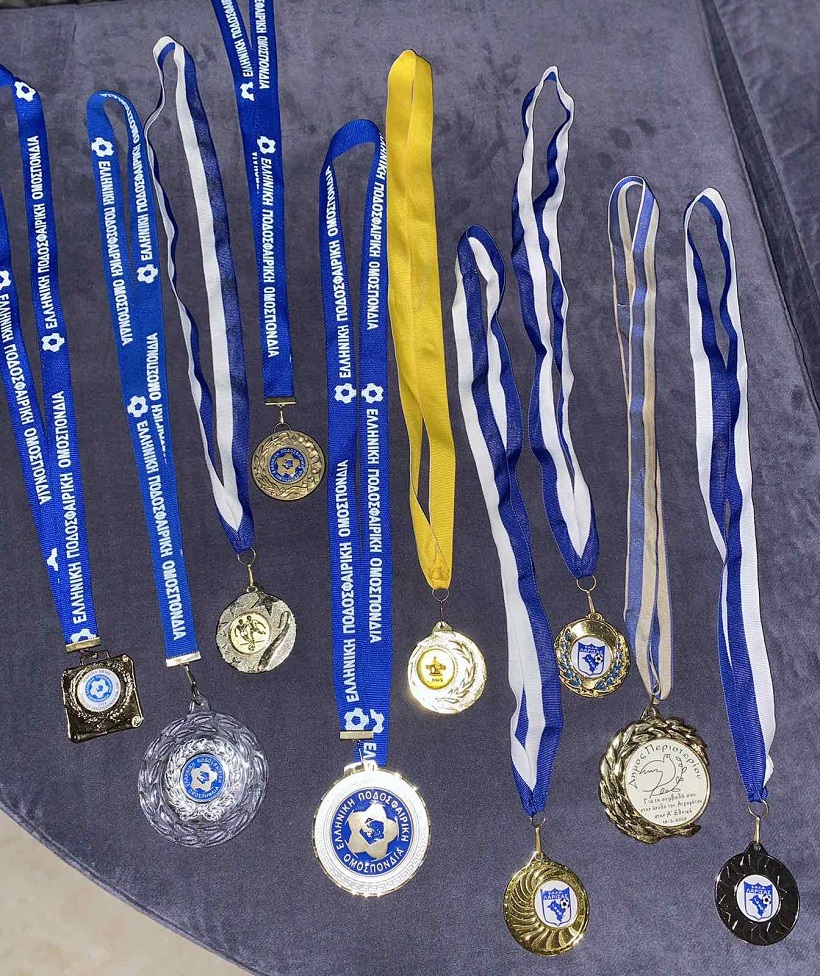 Τα μετάλλια του Κώστα Νεμπεγλέρα από την καριέρα του