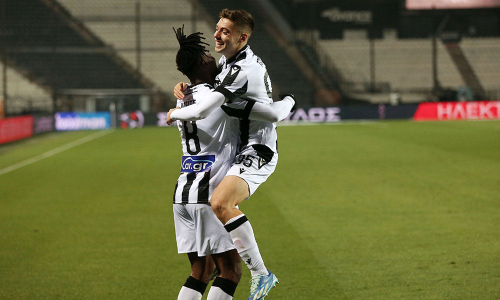 Μεϊτέ και Τζίμας πανηγυρίζουν στην Τούμπα