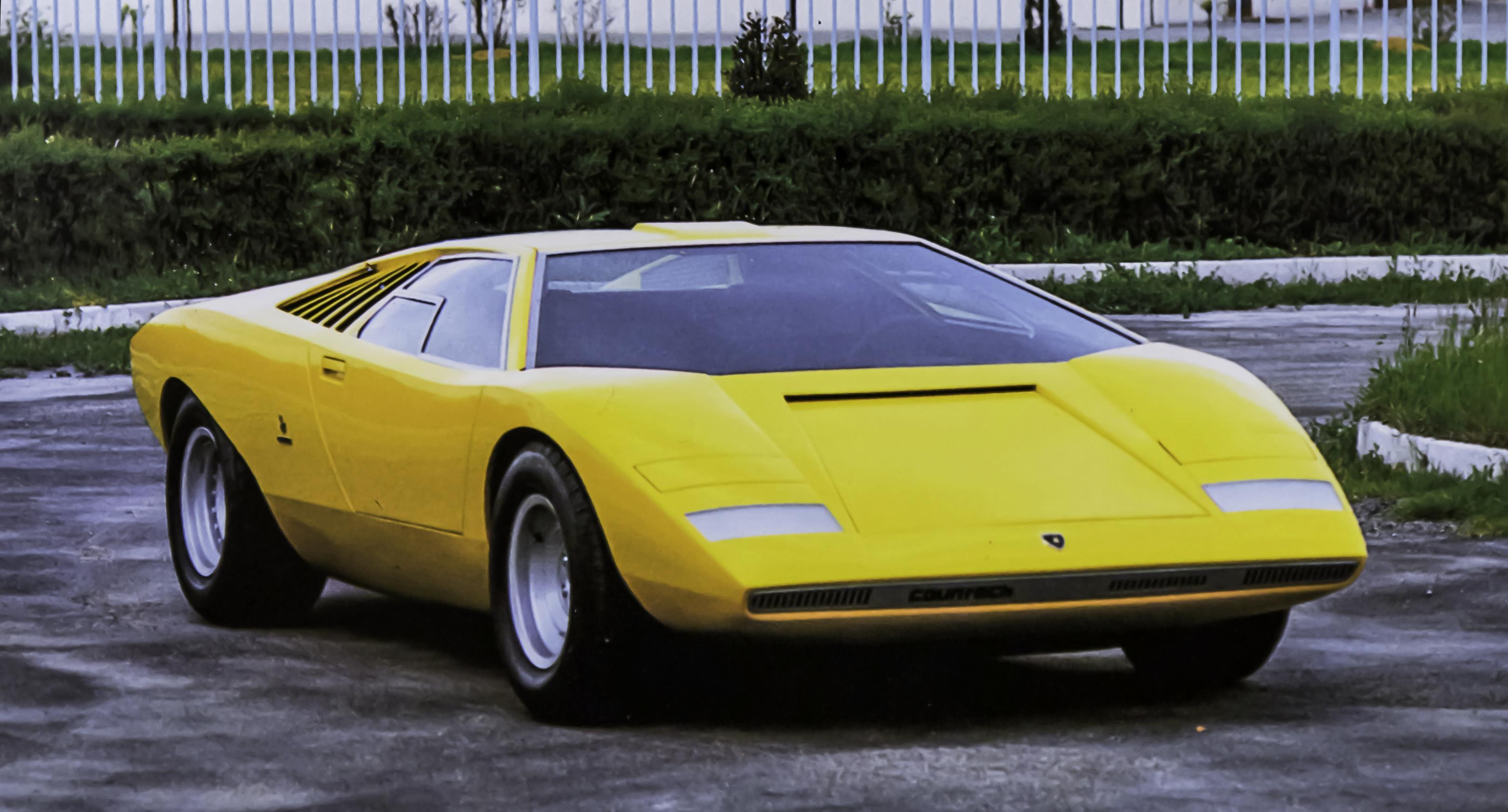 countach