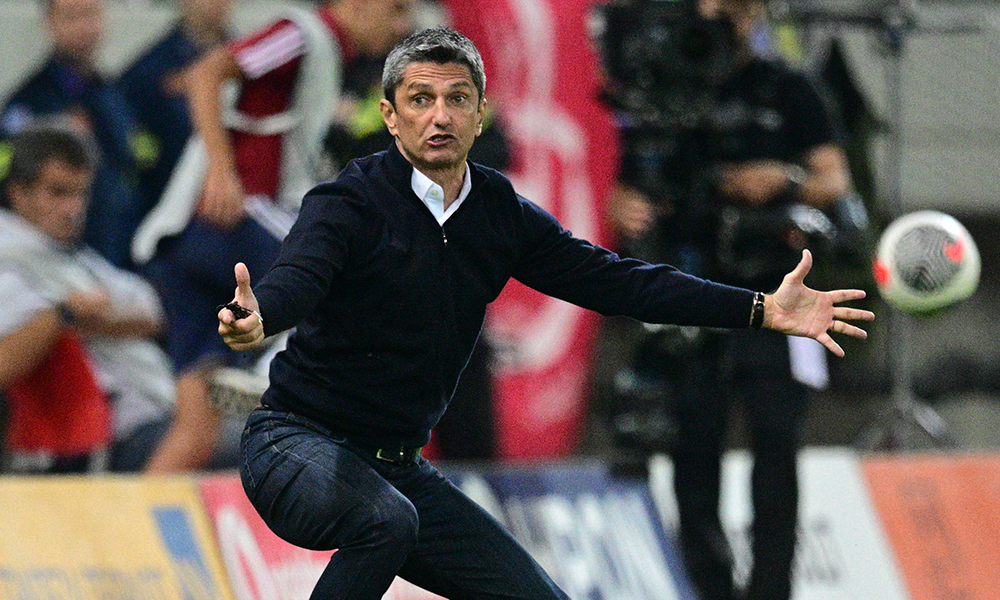 Ο Ραζβάν Λουτσέσκου