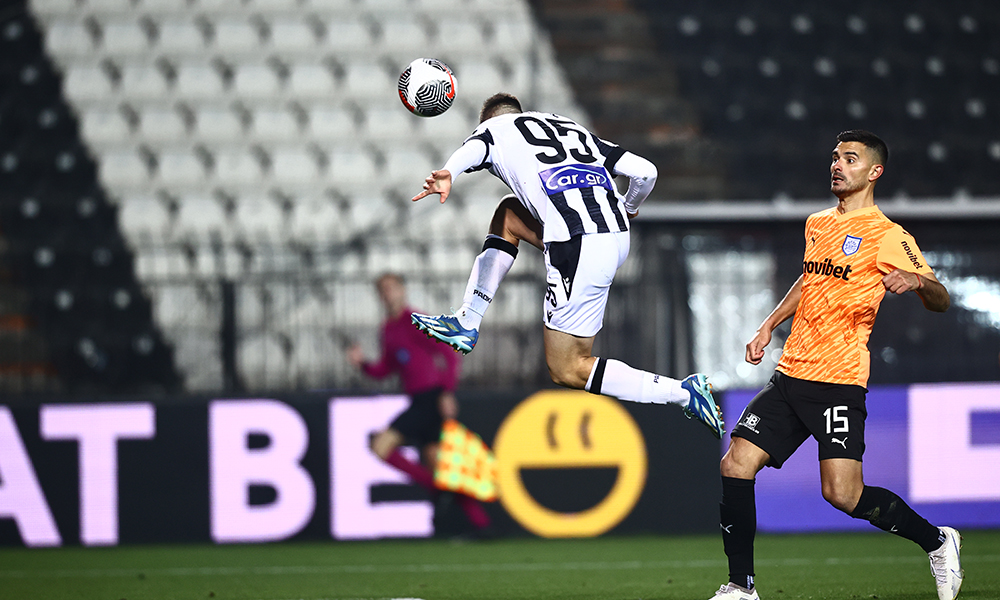 Ο Στέφανος Τζίμας σκοράρει στην Τούμπα