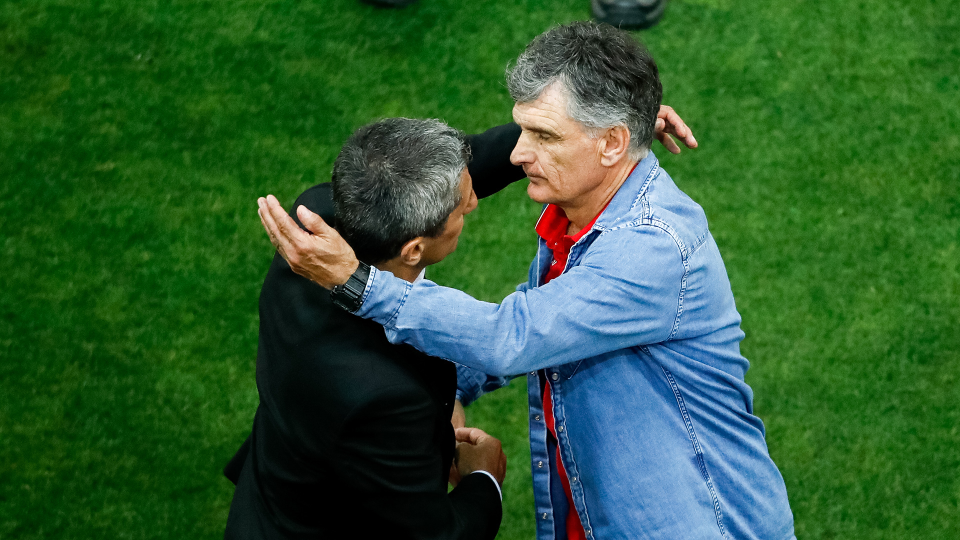 Λουτσέσκου - Μεντιλίμπαρ