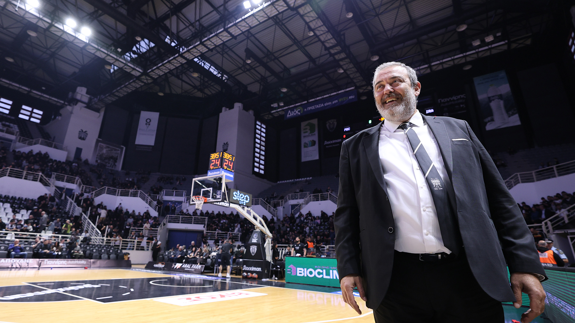 Ο Θανάσης Χατζόπουλος