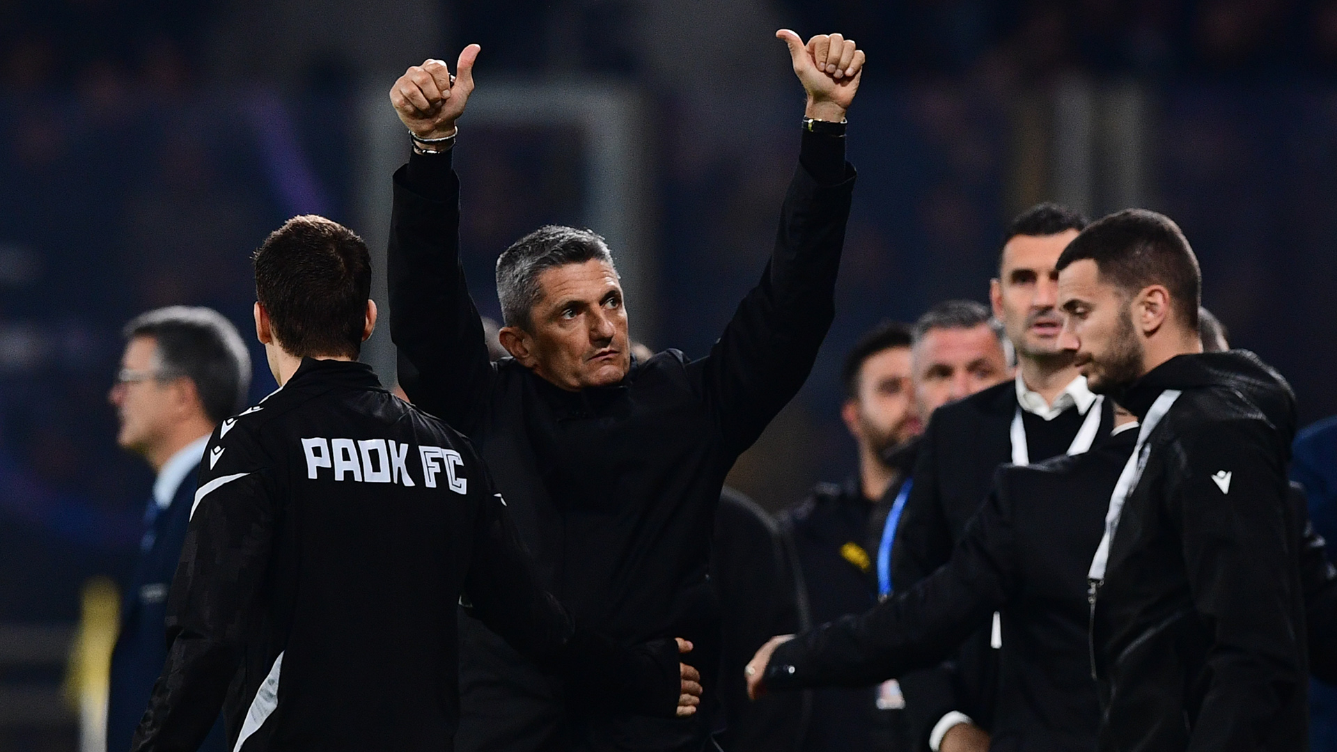 Ο Ραζβάν Λουτσέσκου