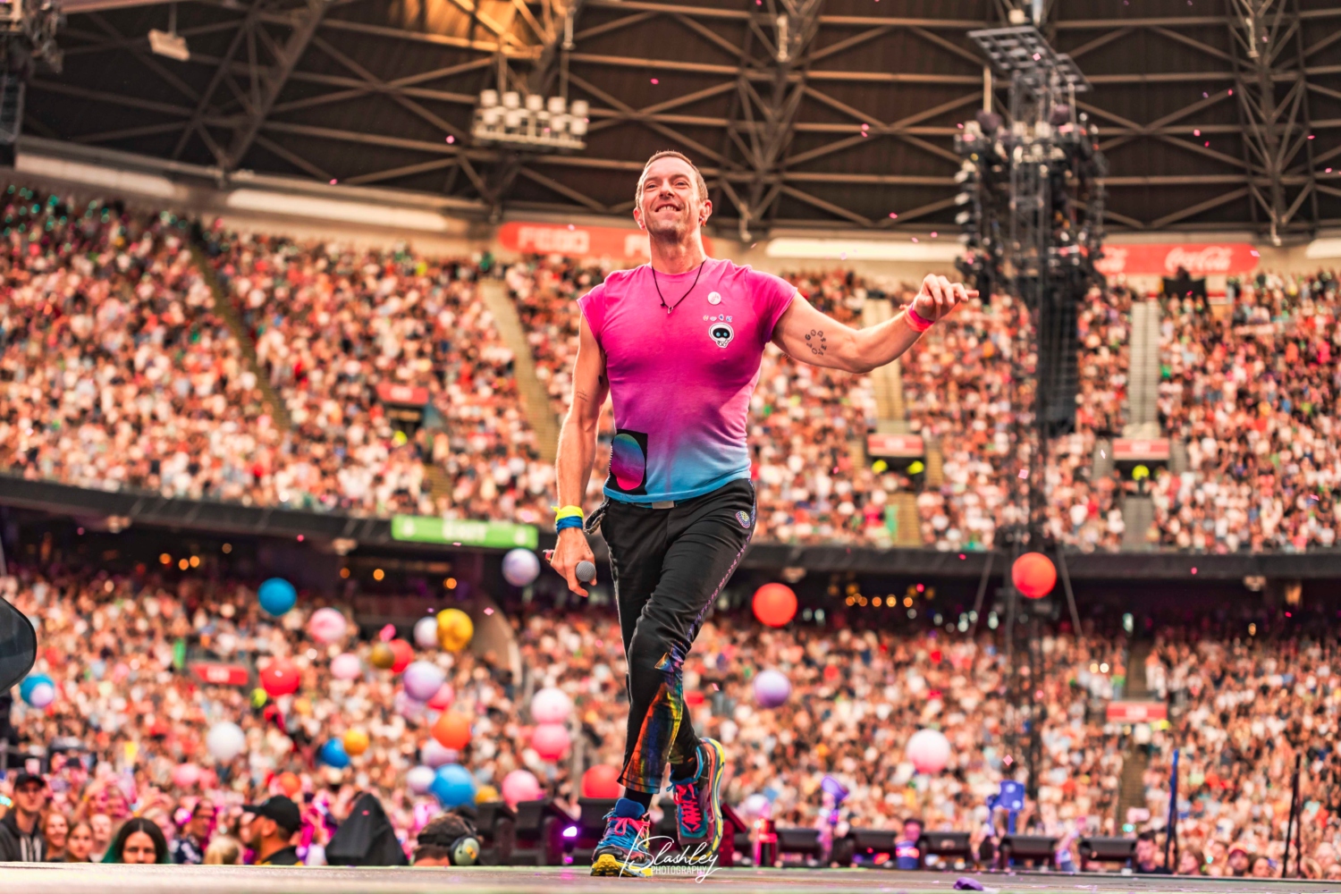 coldplay_musicofthespheres