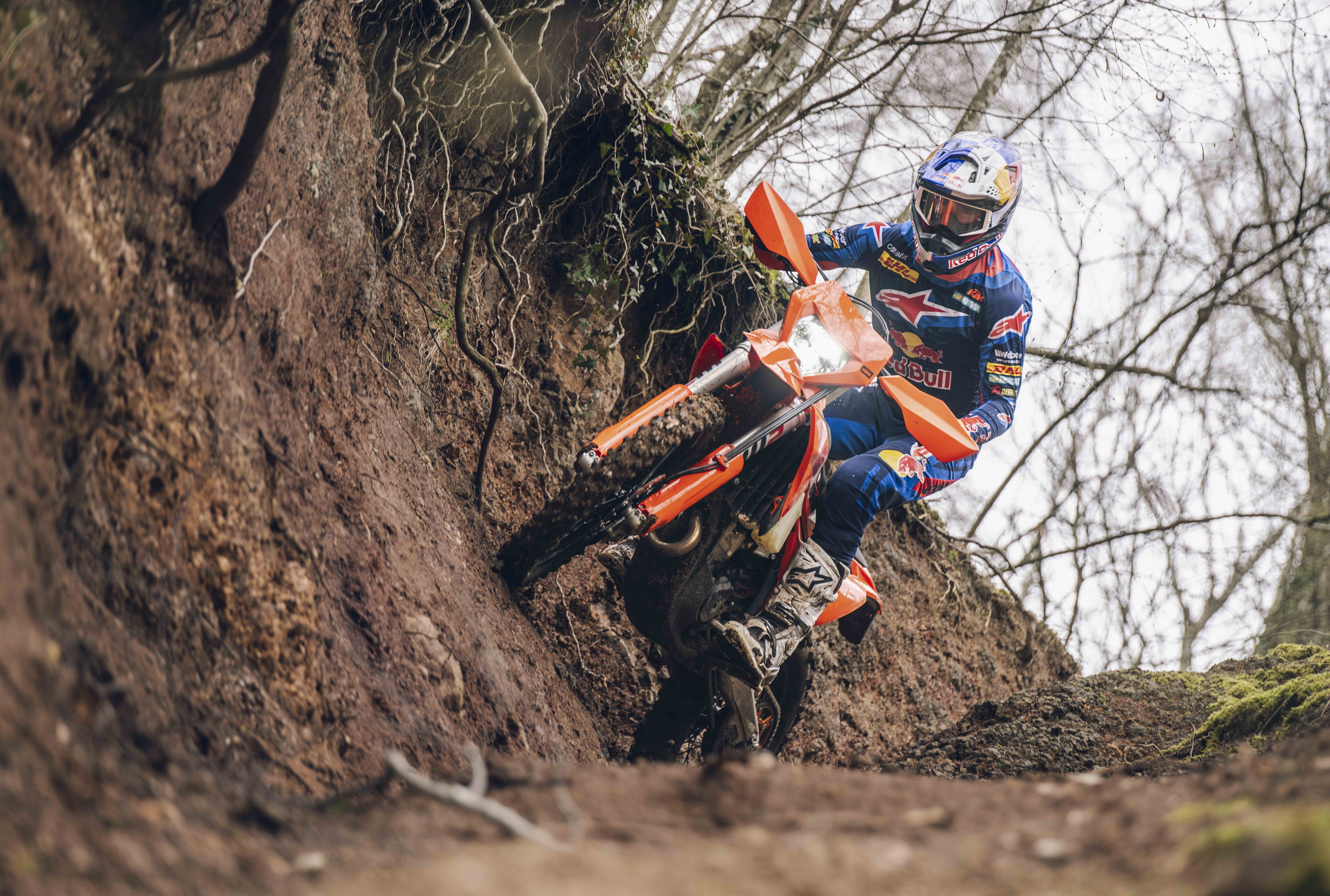 KTM
