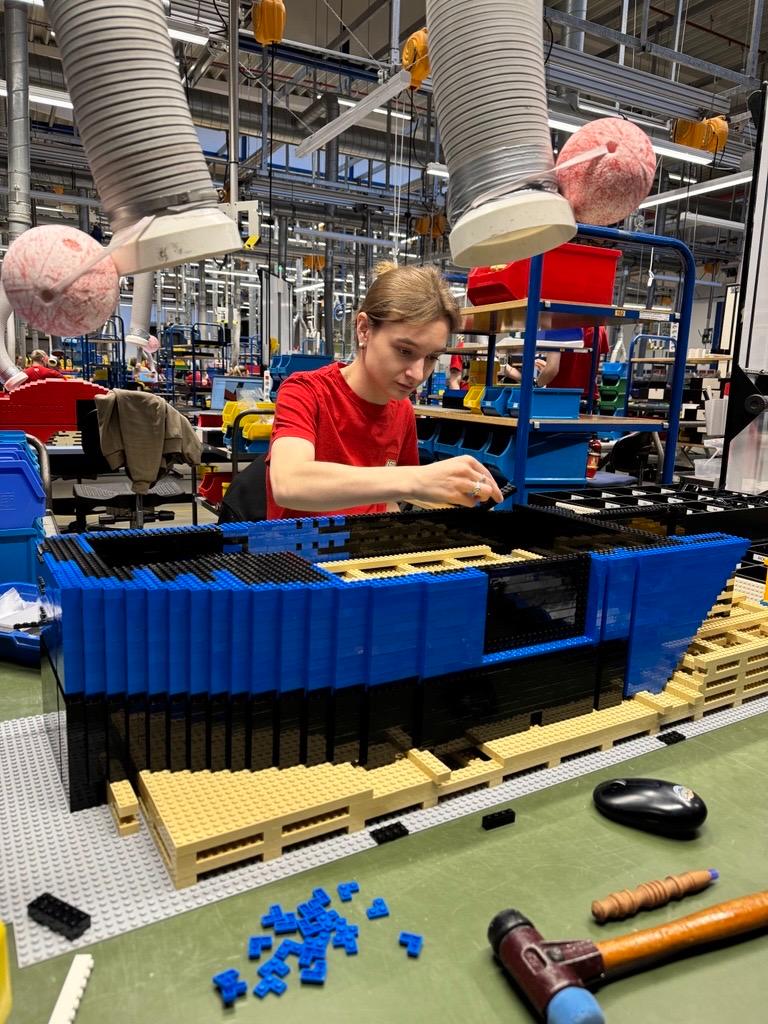 LEGO