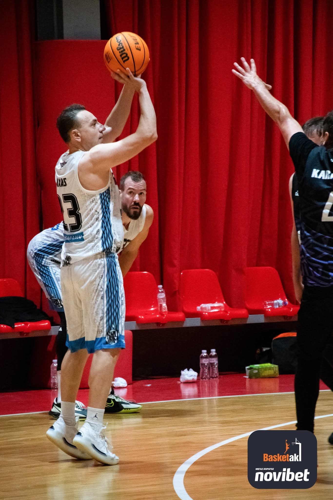 Από αγώνα για το basketaki