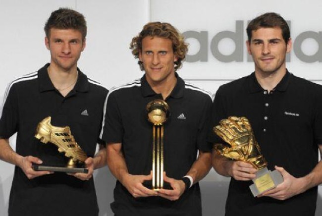 Η πρώτη επιτυχία το 2010