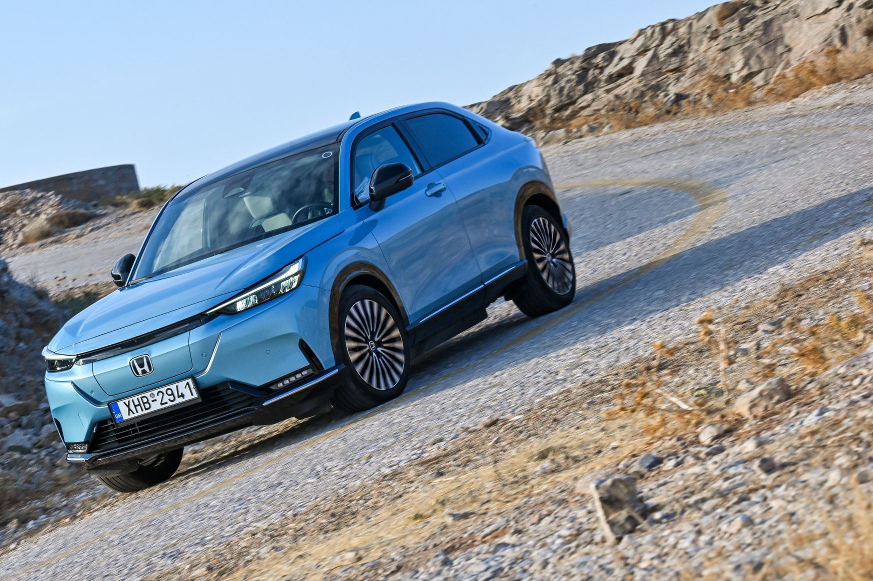 Hyundai KONA Electric vs Honda e:Ny1