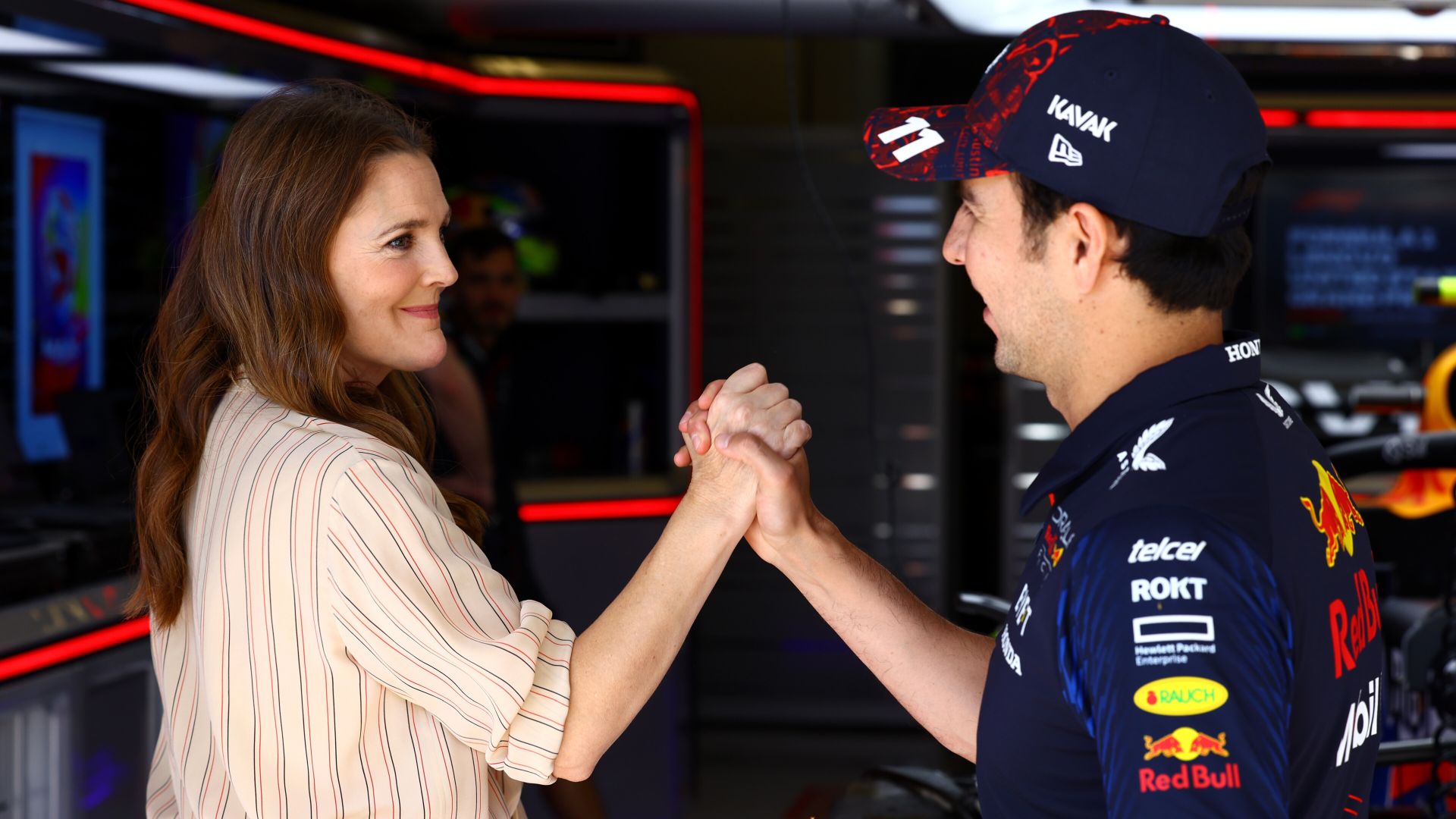 Η Ντρου Μπάριμορ έκανε Pit Stop με τη Red Bull Racing