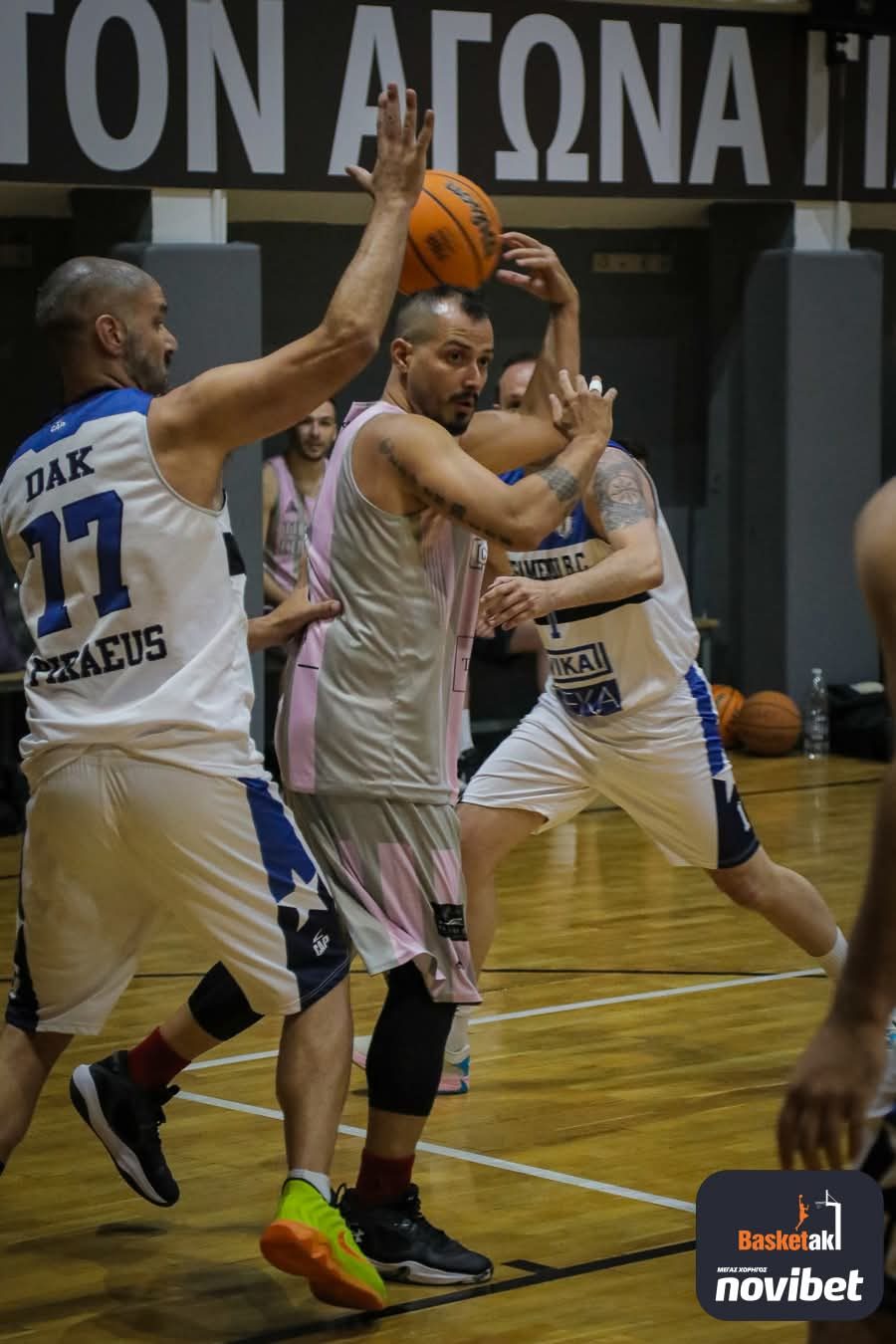 Από αγώνα για το basketaki