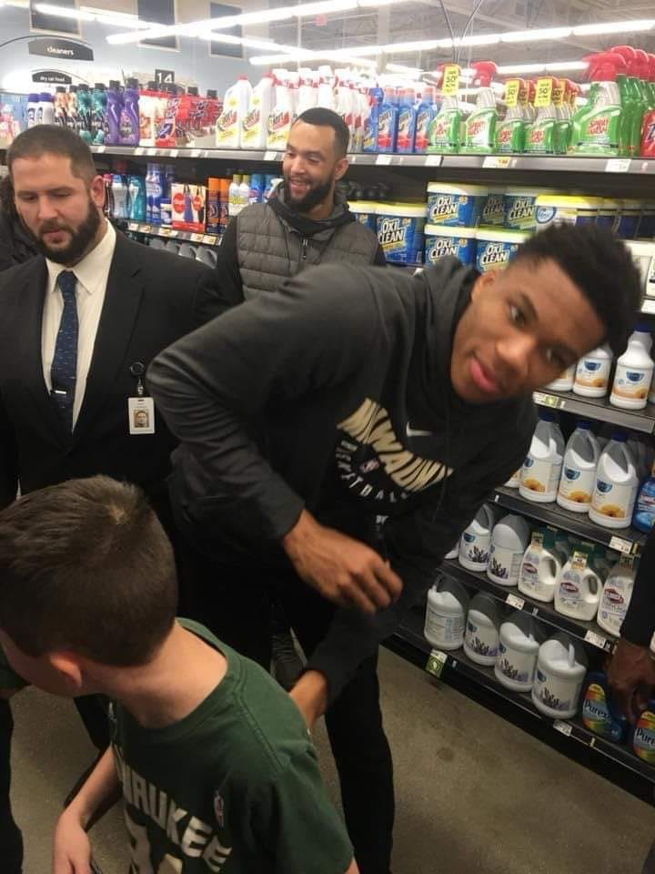 Γιάννης Αντετοκούνμπο