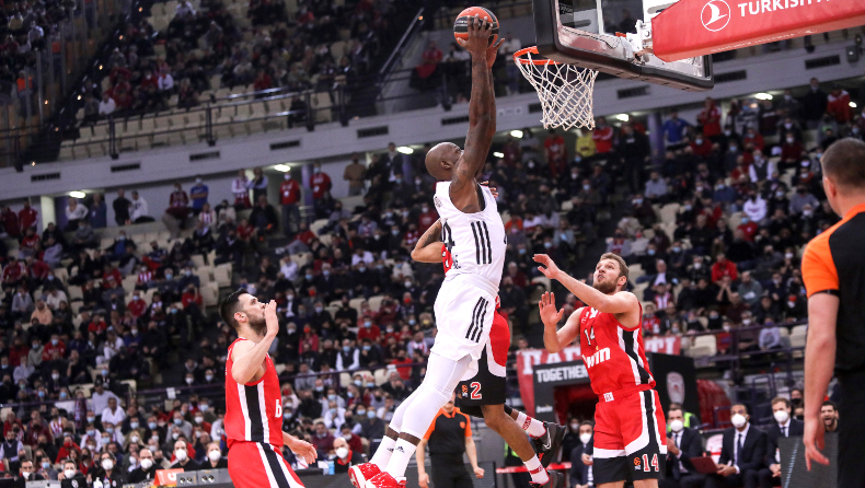 Τζέιμς Γκιστ