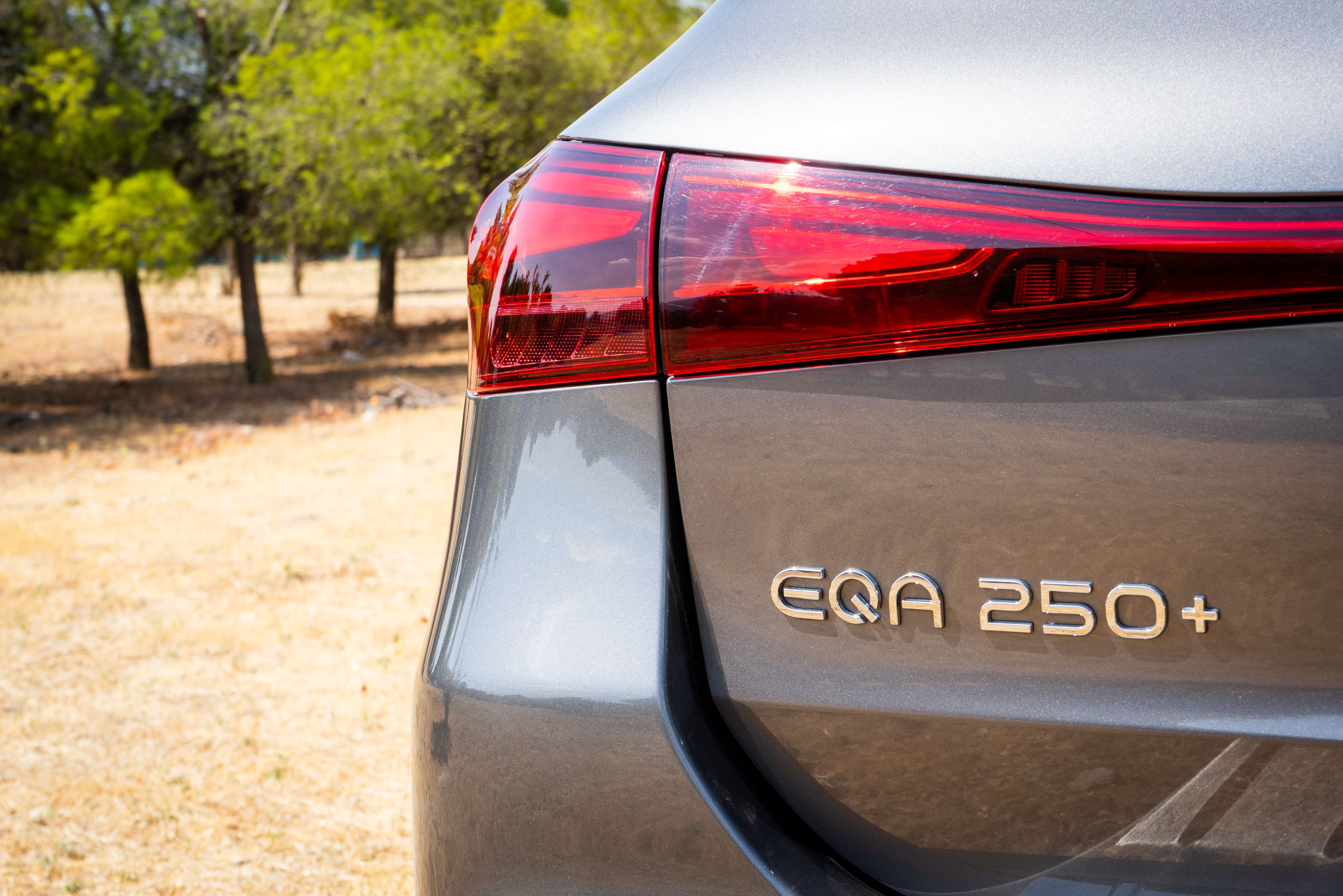 Mercedes EQA vs Volco EX40