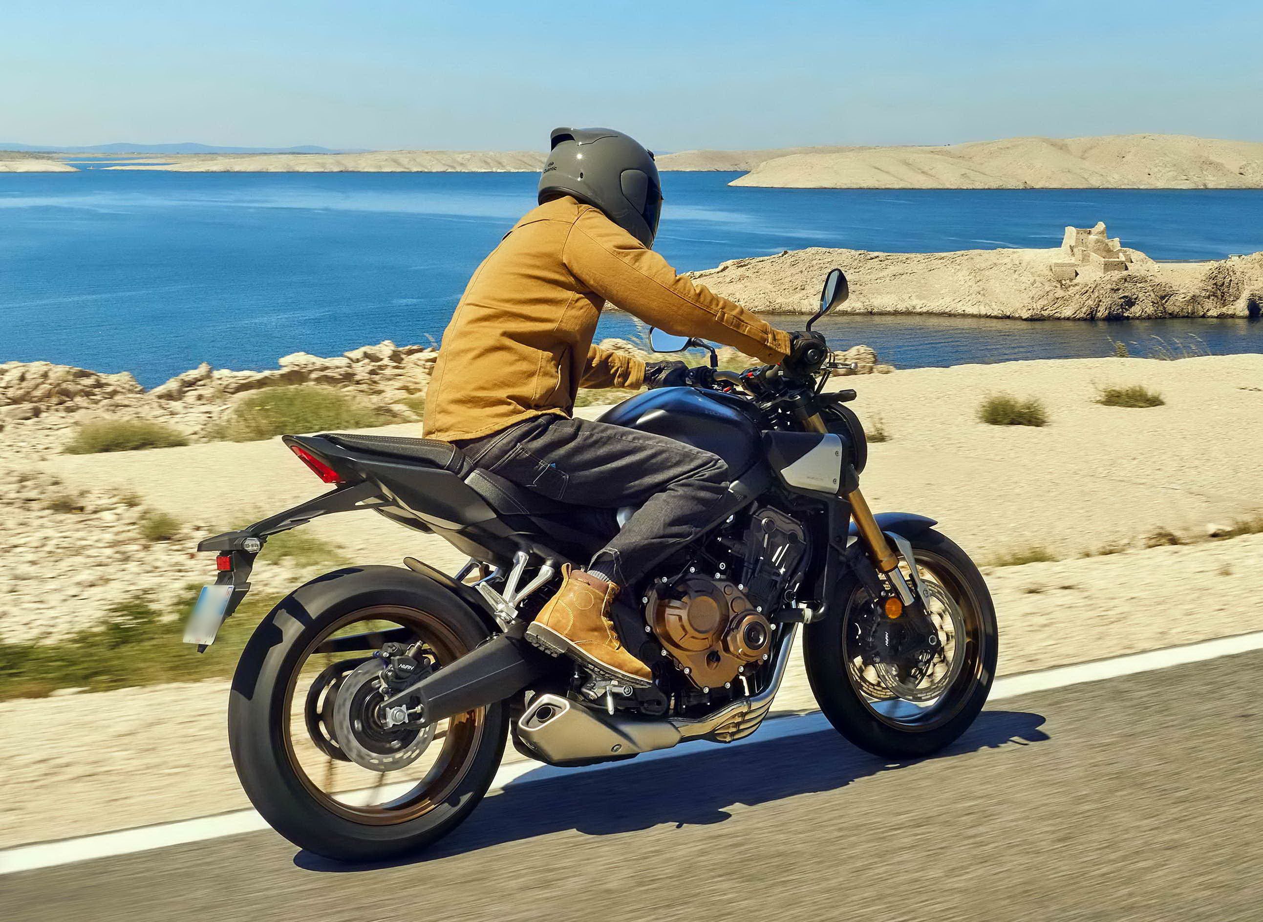 Test ride Honda CB650R Ε-Clutch: O συμπλέκτης σε δεύτερη μοίρα ...